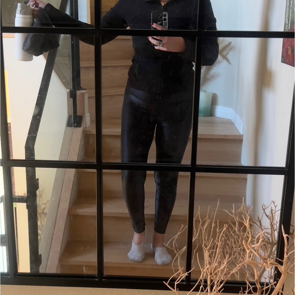 Carbon38 Legging in Takara Shine size medium m black shiny yoga dance run - Picture 2 of 5